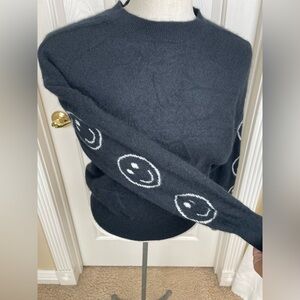 Aqua black long sleeve Cashmere Smile Sweater size xs